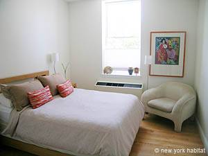 Schlafzimmer 1 - Photo 1 von 4