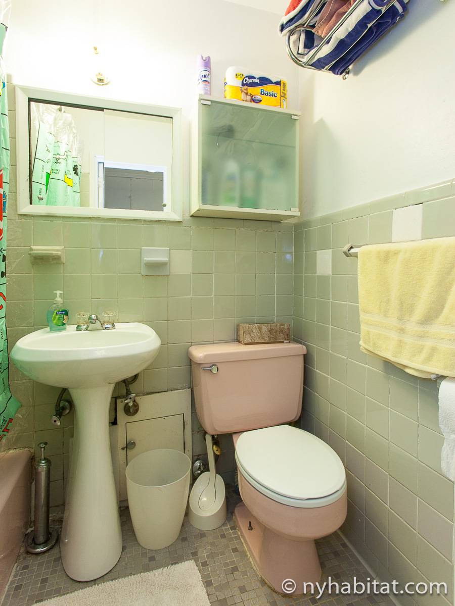 Badezimmer - Photo 1 von 1 Badezimmer - Photo 1 von 1