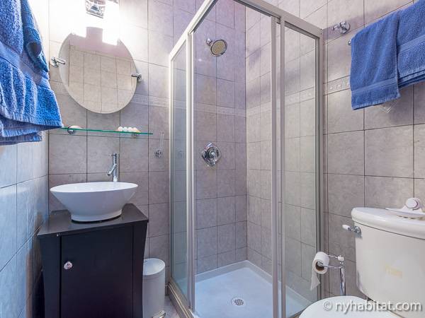 Ba&ntilde;o - Photo 1 de 3