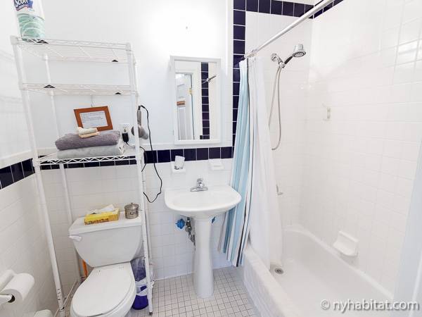 Salle de bain 1 - Photo 2 sur 2