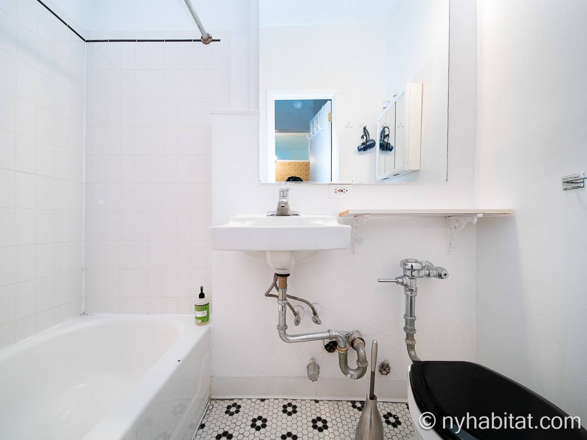 Bagno - Photo 1 di 3
