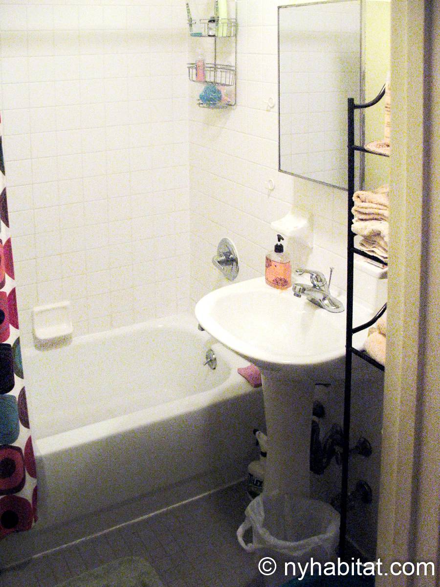 Ba&ntilde;o - Photo 1 de 3