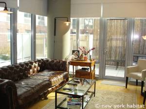 Living room - Photo 1 of 10