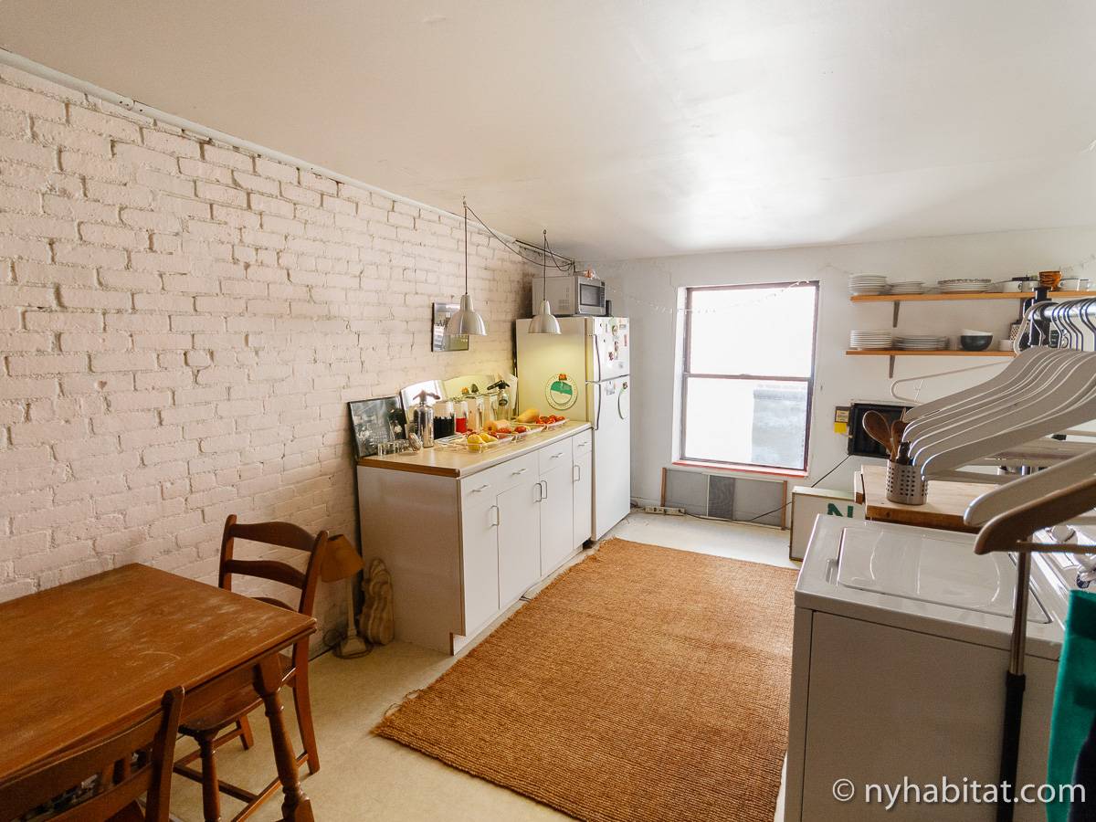 Kitchen - Photo 5 of 5