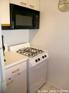 Kitchen - Photo 4 of 7