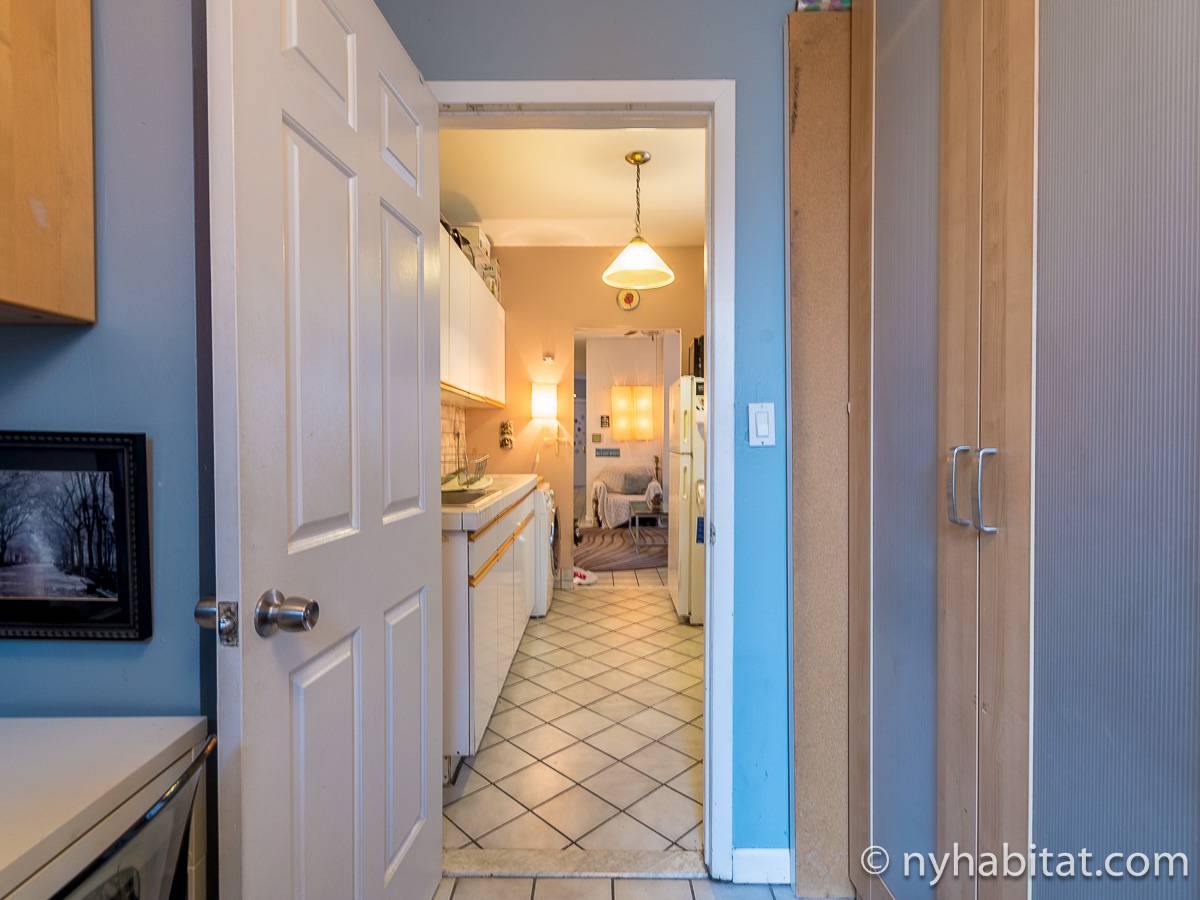 New York Roommate Room for rent in Upper West Side 3 Bedroom