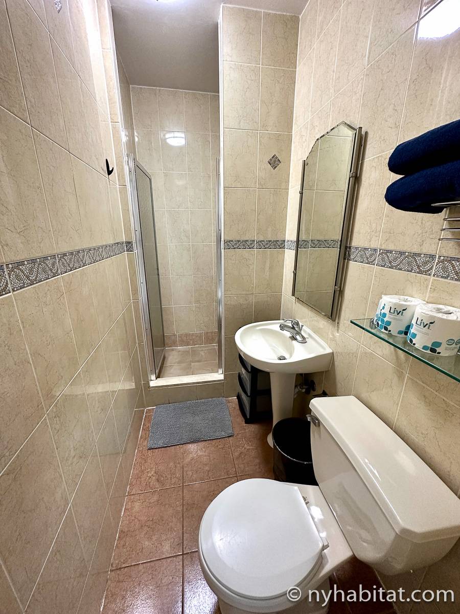 Baño - Photo 1 de 3 Baño - Photo 1 de 3