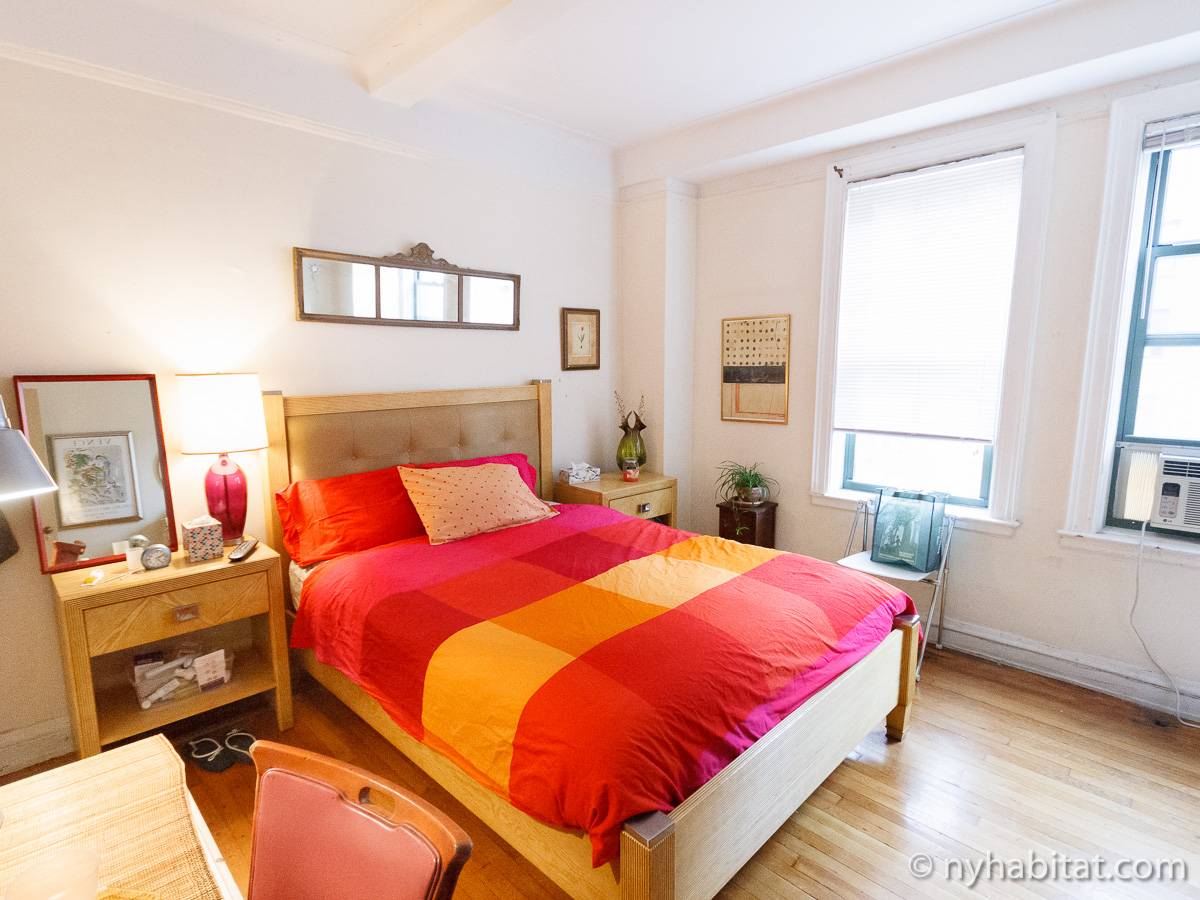 Bedroom - Photo 1 of 20