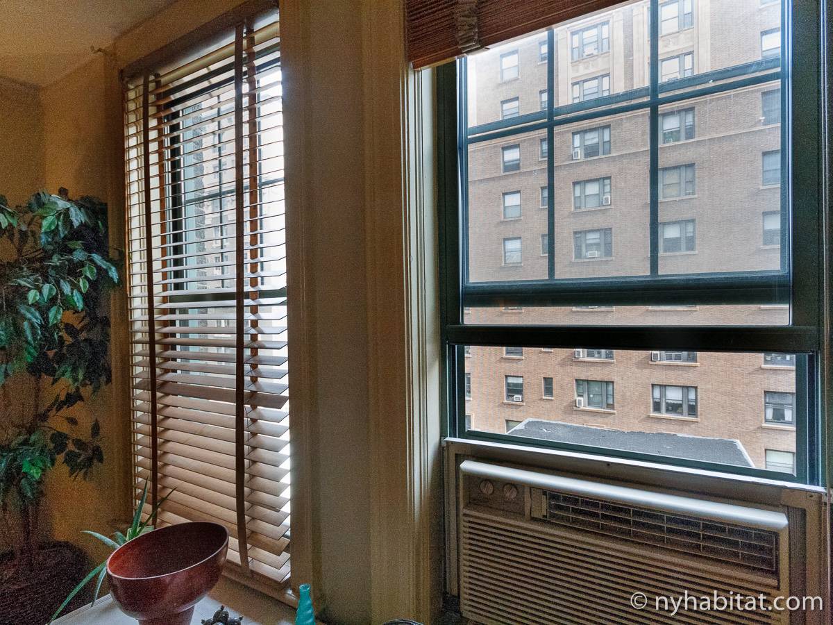 Living room - Photo 15 of 20