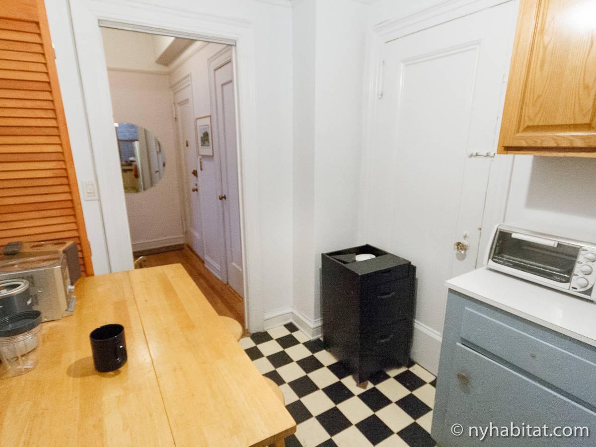 Kitchen - Photo 10 of 15