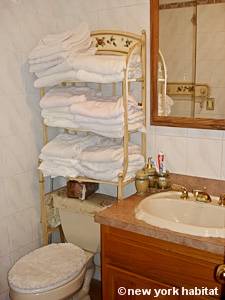 Ba&ntilde;o - Photo 1 de 3