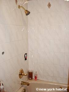 Ba&ntilde;o - Photo 2 de 3