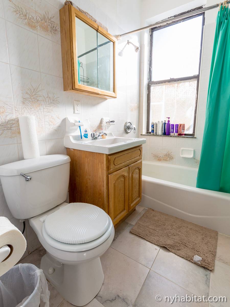 Ba&ntilde;o - Photo 1 de 4