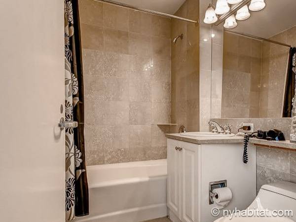 Salle de bain 1 - Photo 1 sur 1