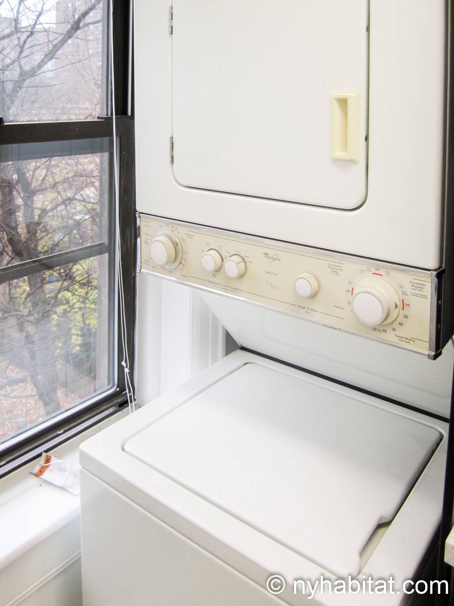 Kitchen - Photo 3 of 3