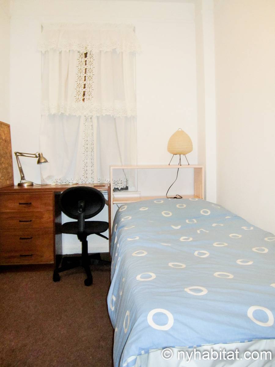 Bedroom - Photo 1 of 6