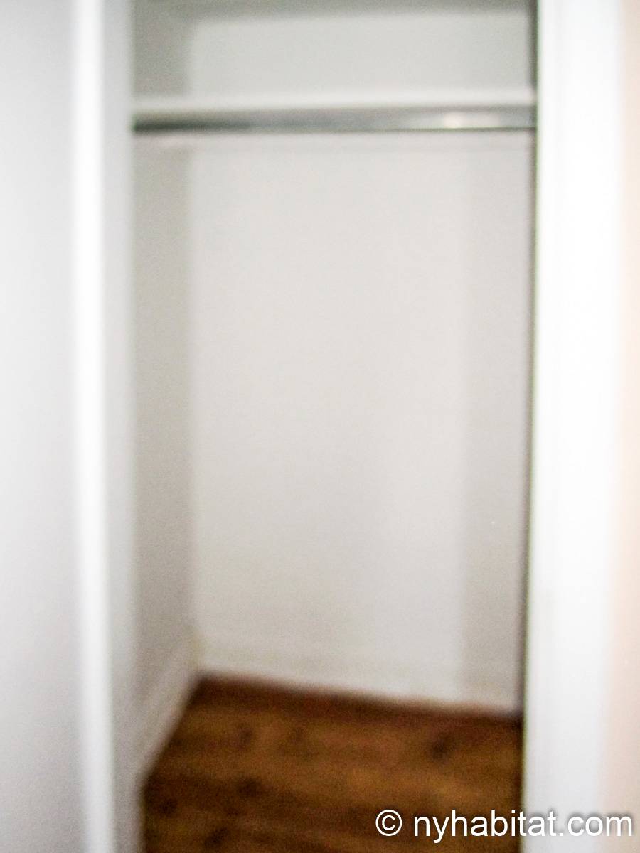 Bedroom - Photo 6 of 7 Bedroom - Photo 6 of 7