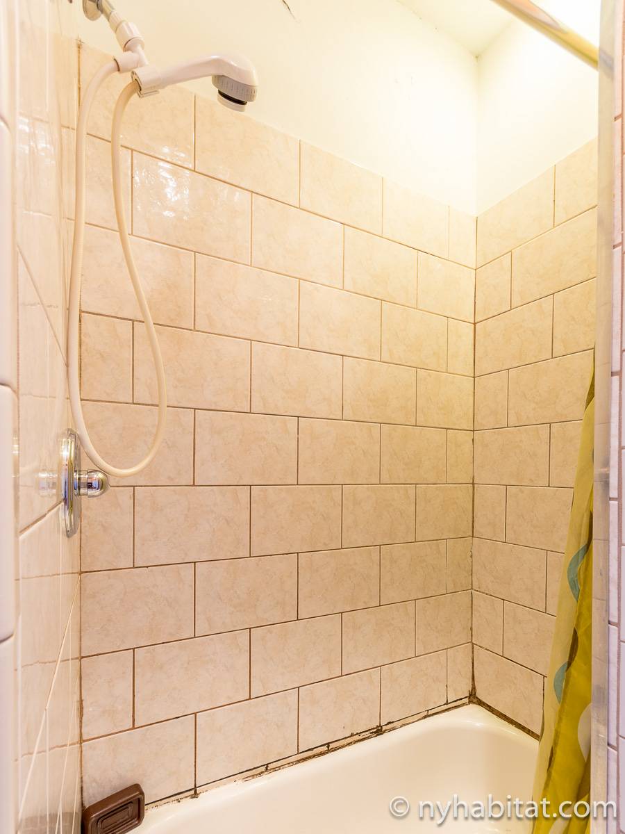 Bathroom - Photo 3 of 3
