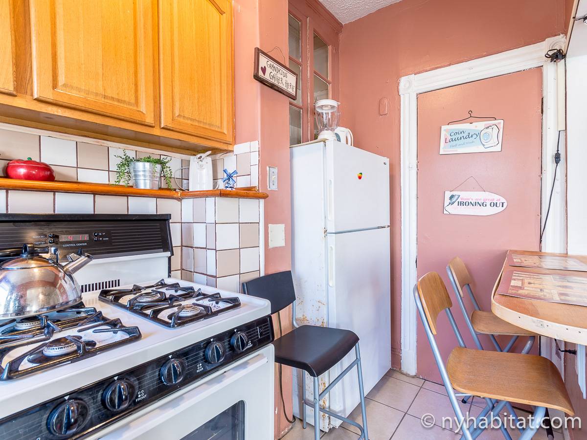 Kitchen - Photo 4 of 4