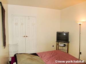 Bedroom - Photo 3 of 4