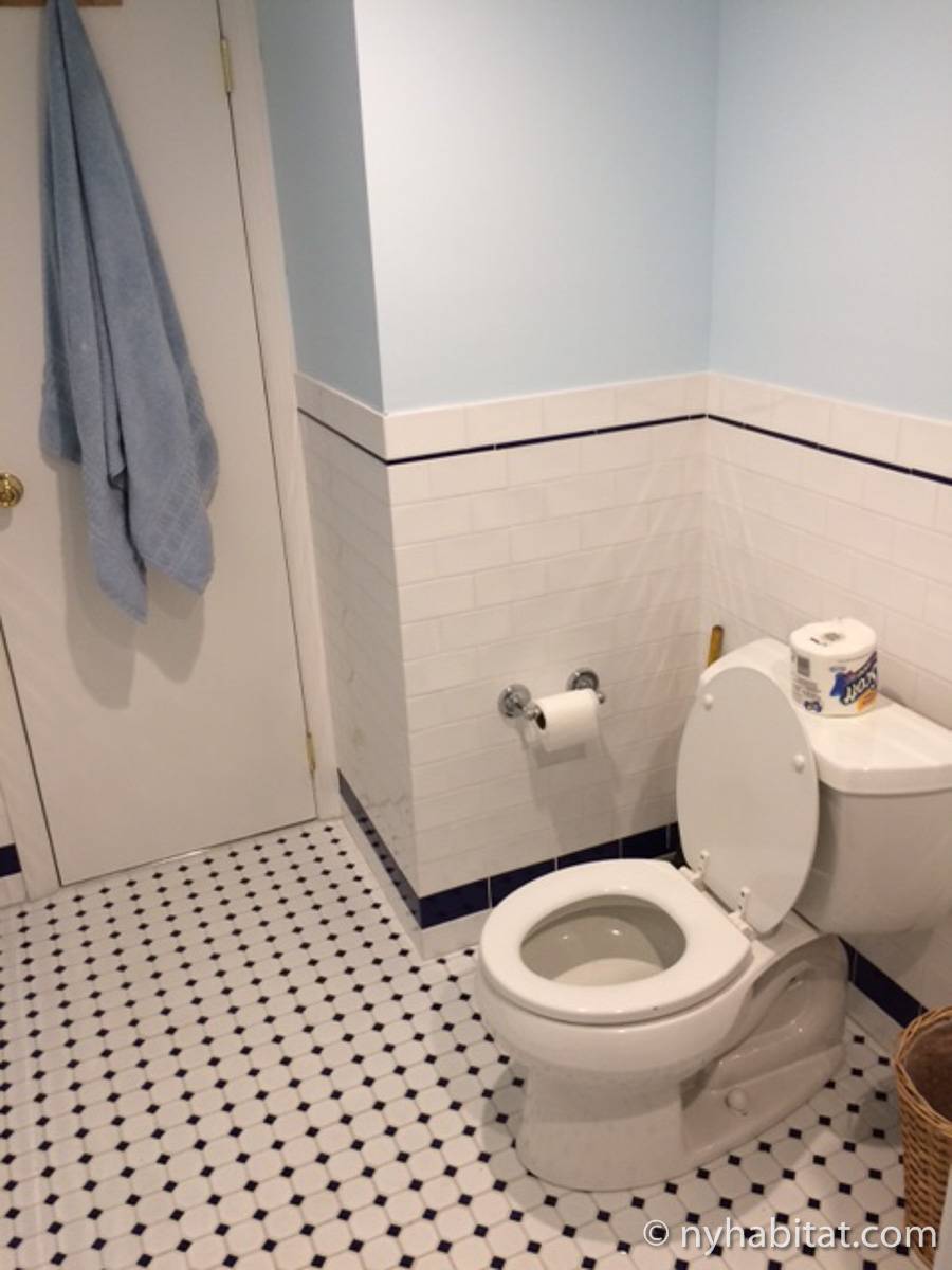 Bathroom 3 - Photo 1 of 2