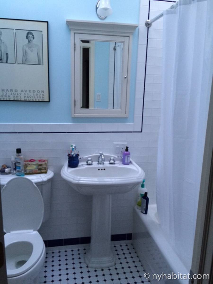 Bathroom 1 - Photo 1 of 3