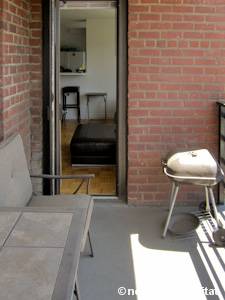 Living room - Photo 4 of 10