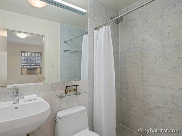 Baño 1 - Photo 1 de 1