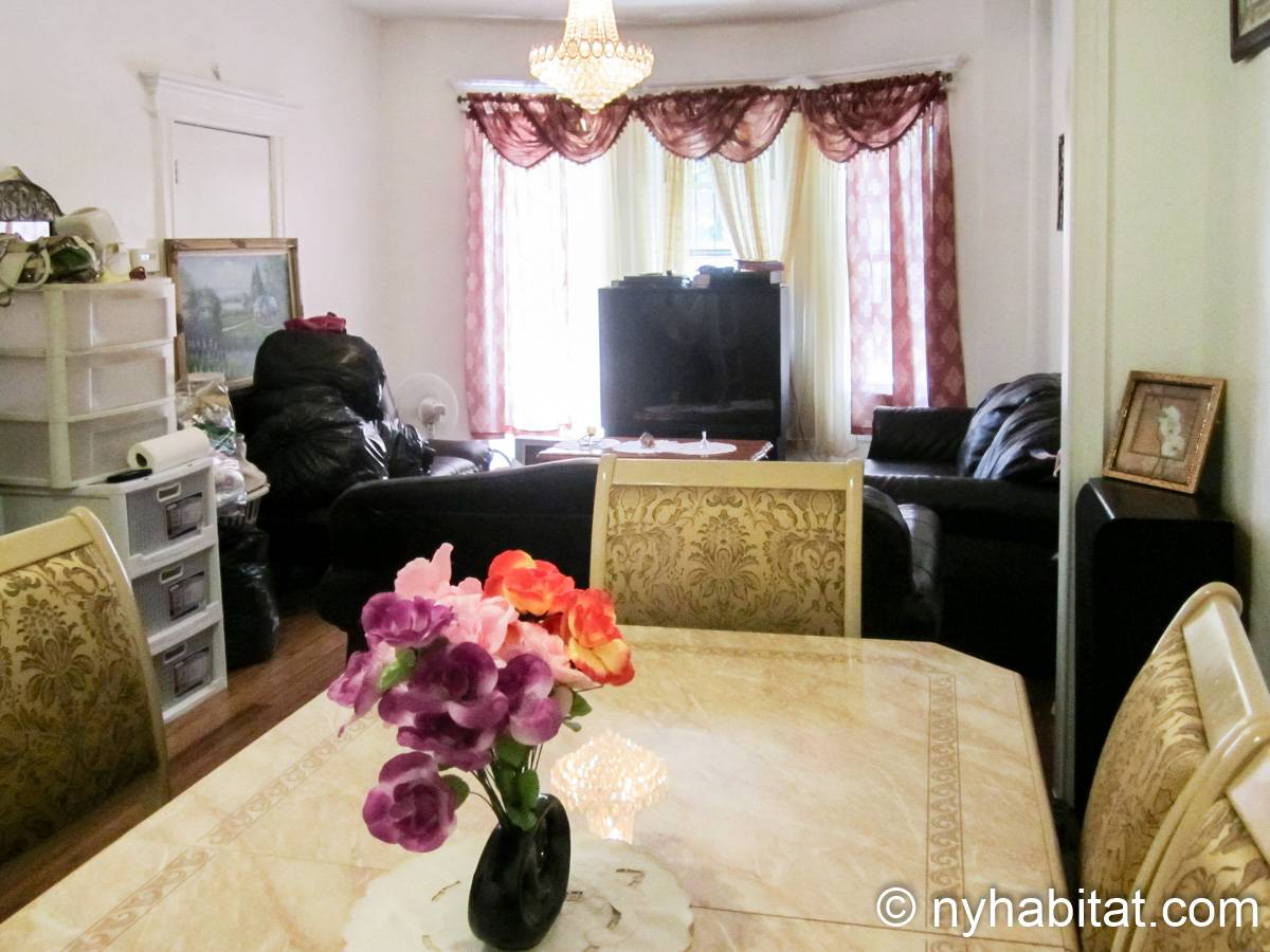 Living room 1 - Photo 1 of 4
