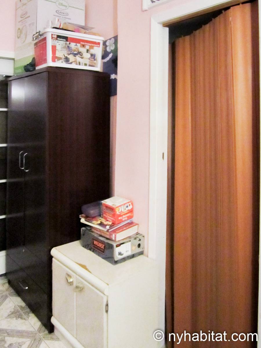 Living room 2 - Photo 3 of 3