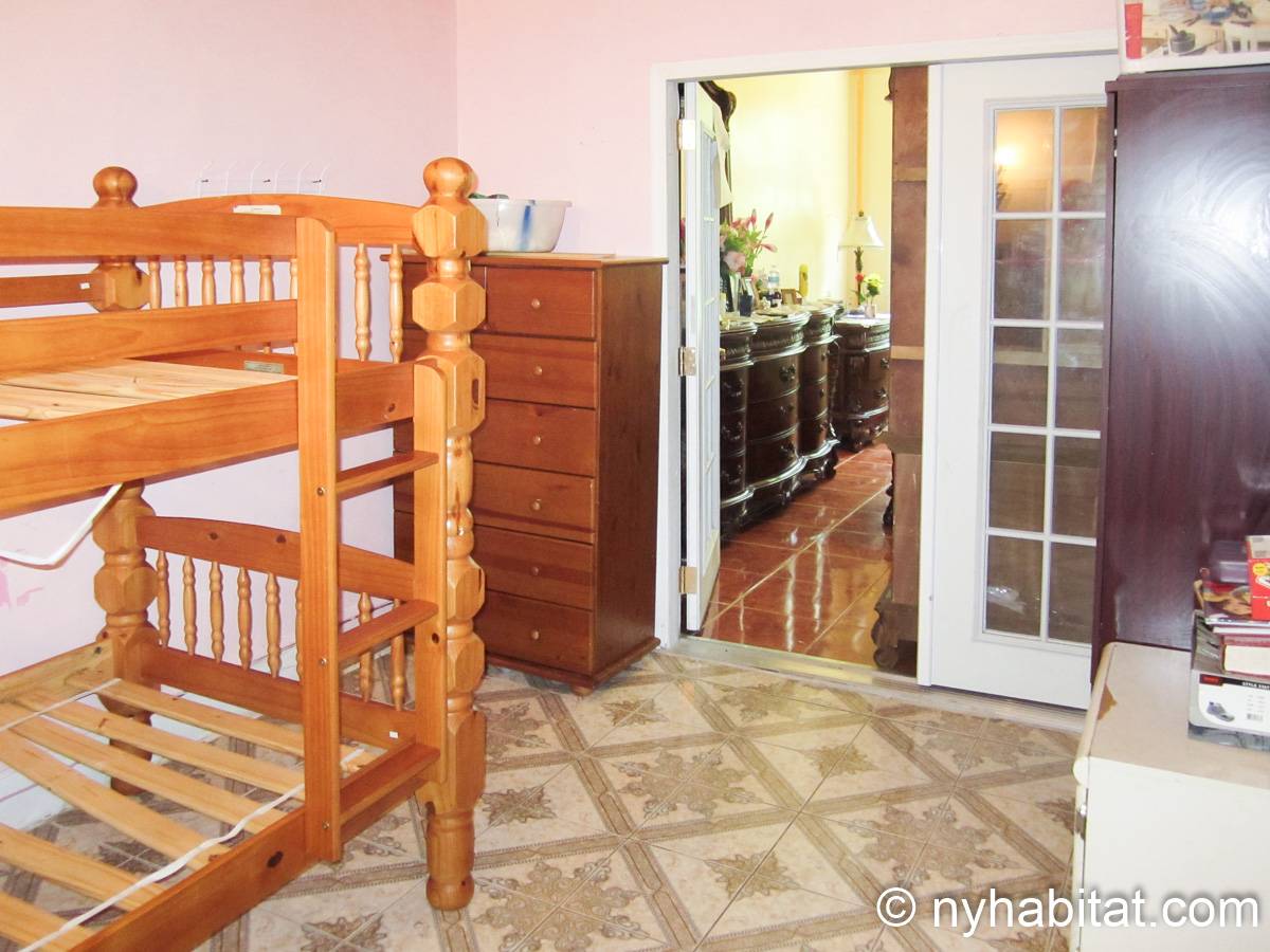 Living room 2 - Photo 2 of 3