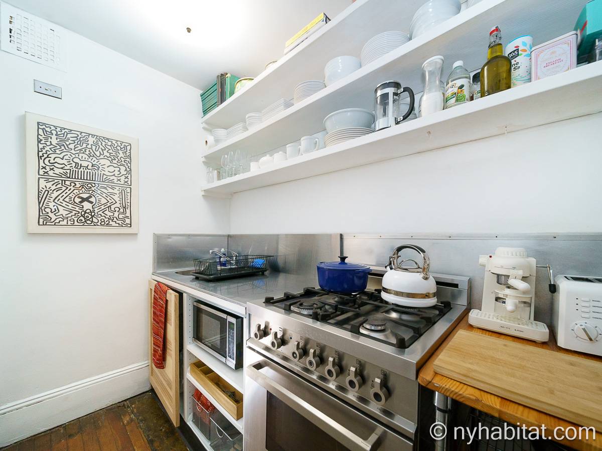 Kitchen - Photo 2 of 4