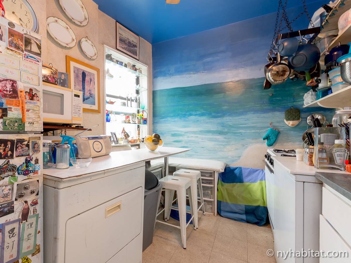 Kitchen - Photo 2 of 4