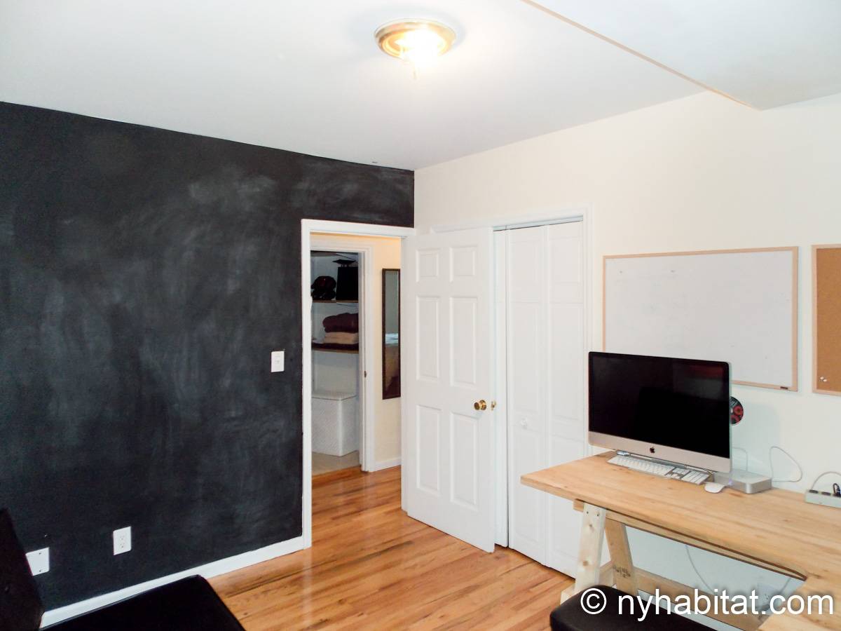 New York Apartment 2 Bedroom Apartment Rental in Vinegar Hill