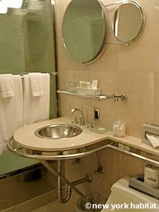 Salle de bain 1 - Photo 1 sur 2