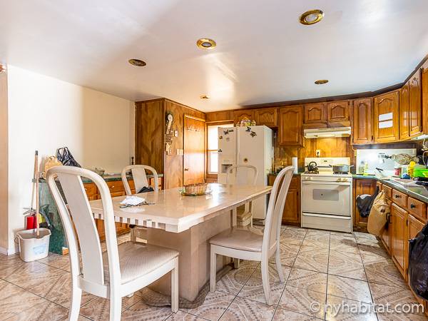 Kitchen - Photo 1 of 4