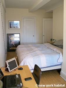 Bedroom - Photo 4 of 8