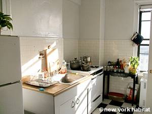 Kitchen - Photo 2 of 6