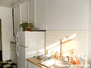 Kitchen - Photo 5 of 6