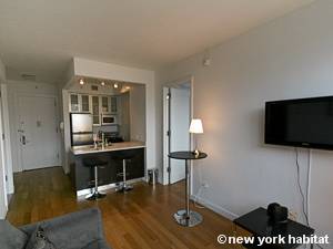 Living room - Photo 4 of 4