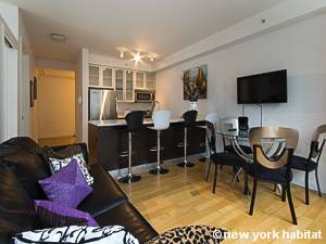 Living room - Photo 3 of 5