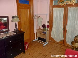 Bedroom - Photo 6 of 7