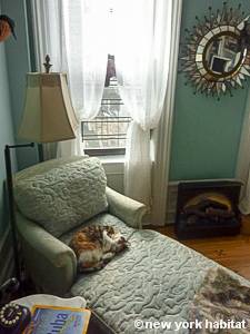 Living room - Photo 2 of 4