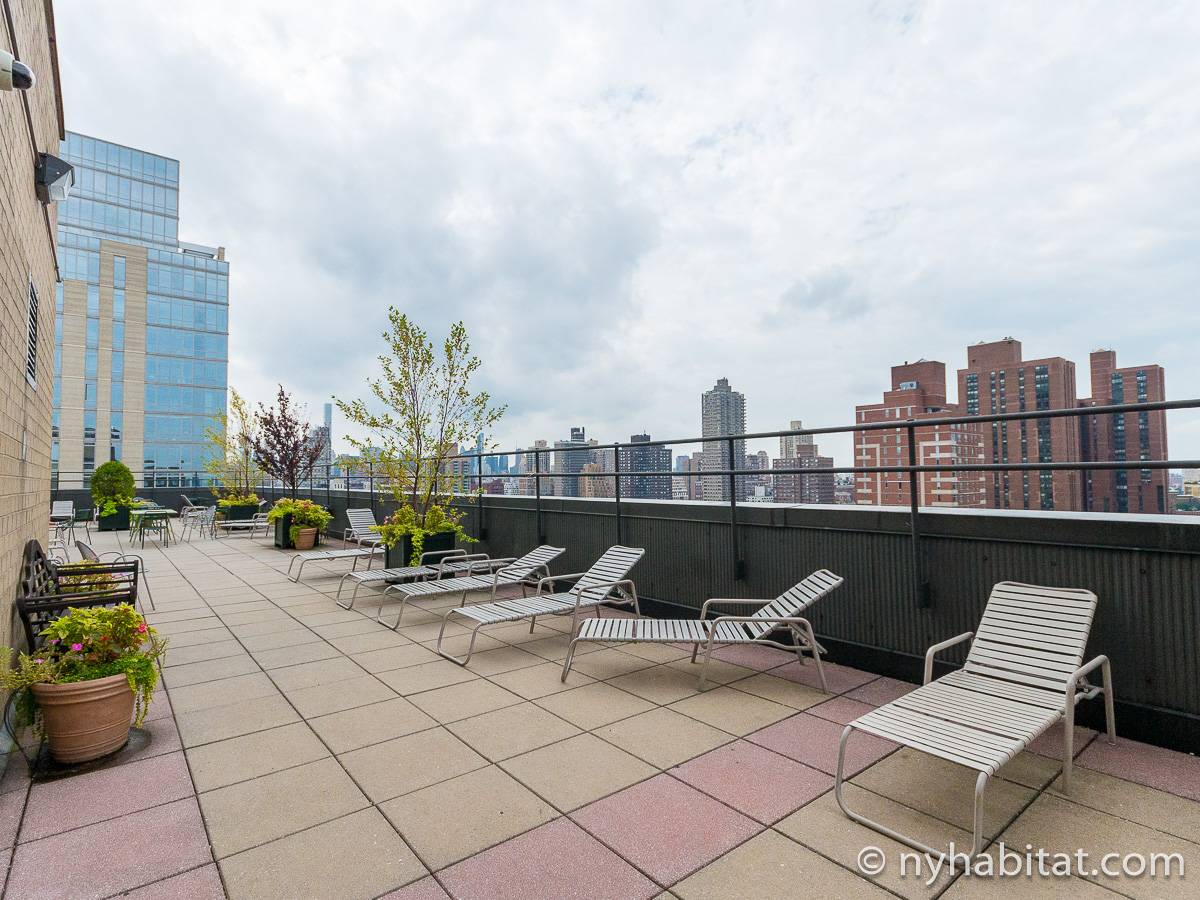 New York Roommate Room for rent in Upper East Side 2 Bedroom