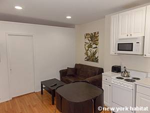 Living room - Photo 2 of 3