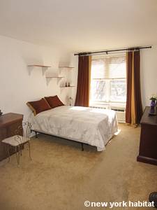 Schlafzimmer - Photo 1 von 7