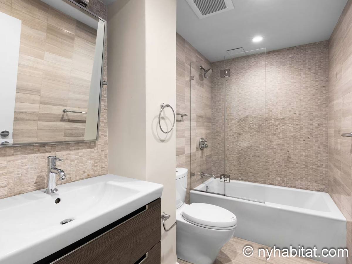 Bathroom 1 - Photo 2 of 2 Bathroom 1 - Photo 2 of 2