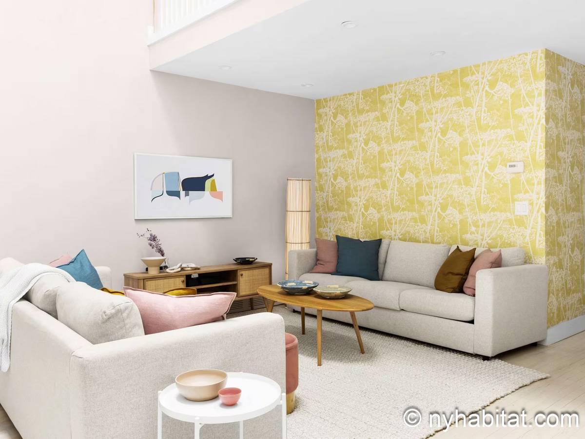 Living room - Photo 4 of 8 Living room - Photo 4 of 8