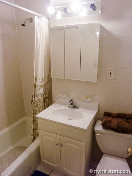Ba&ntilde;o - Photo 1 de 1