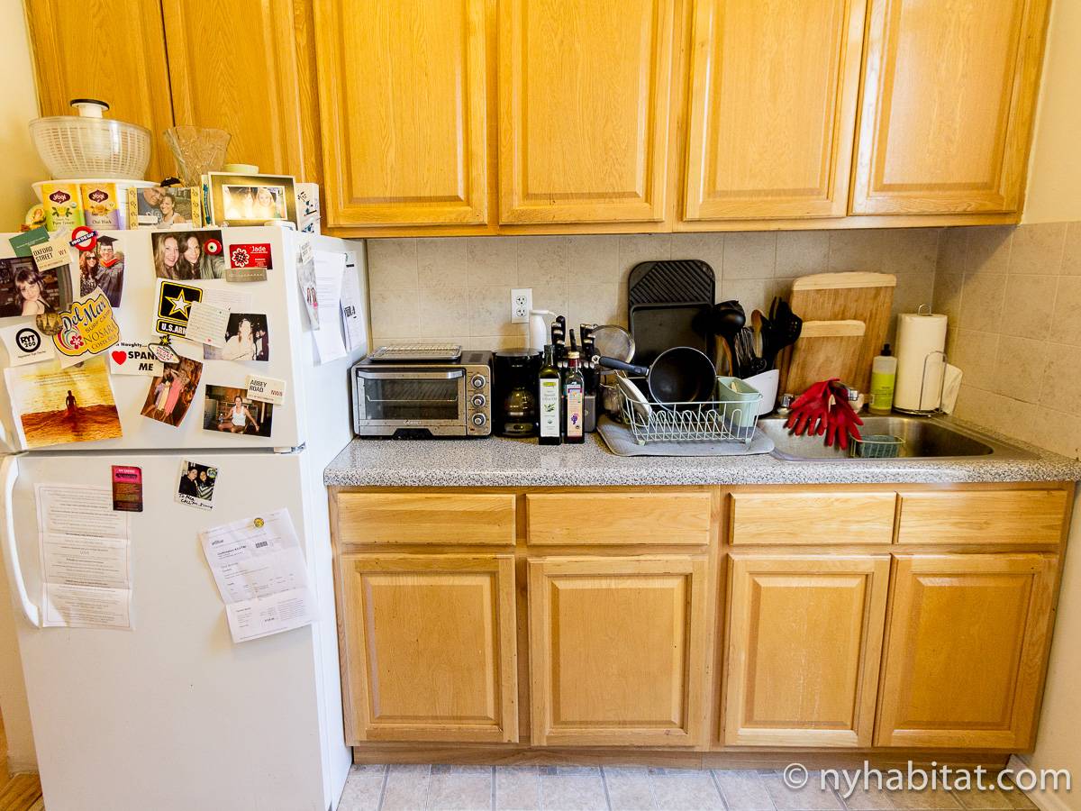 Kitchen - Photo 1 of 4